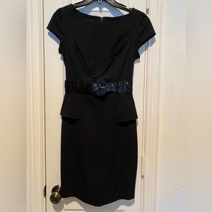 Black Body Fitting Short Sleeve Belted Dress